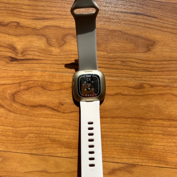 Fitbit Sense Watch - Picture 3 of 8